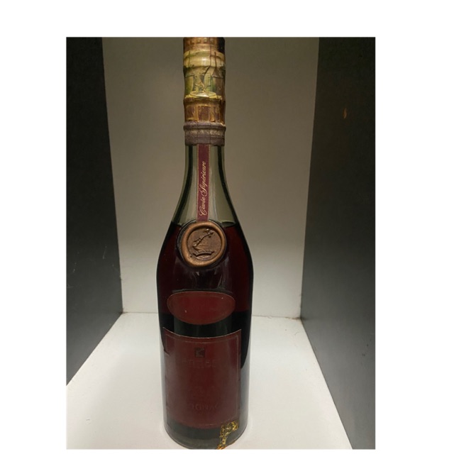 Hennessy cognac เก่าเก็บสะสม