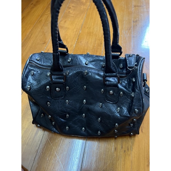 กระเป๋าหนัง สีดำ แบรนด์Thomas Wylde