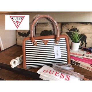 GUESS Factory woman’s classic shoulder bag