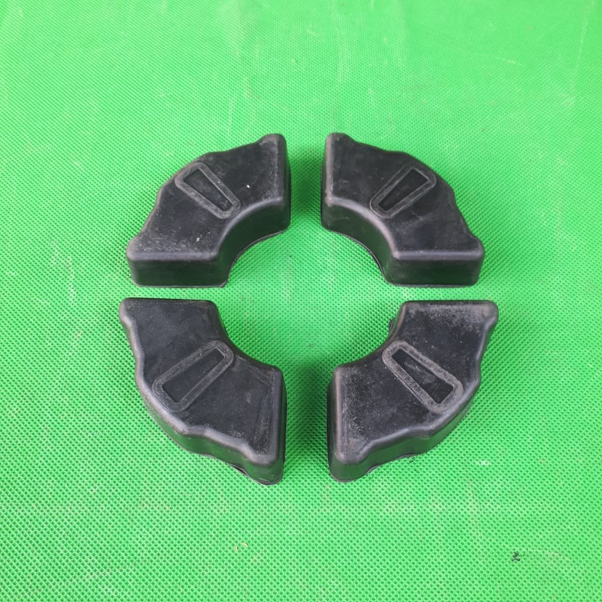 YAMAHA LC135 / Y80 / Y110 / Y100 / RXZ / RXS / PG1 / SS2 / Y100 2 / Y15ZR HUB DAMPER GETAH HUB SPROC