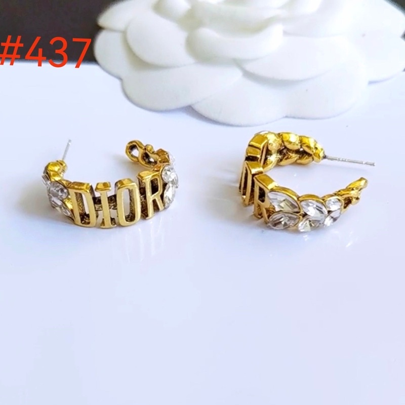 ต่างหูผู้หญิง เครื่องประดับผู้หญิง สวยงาม น่ารัก สไตล์เกาหลี พร้อมส่ง(#66EH) เครื่องประดับแฟชั้น ถ่ายรูปสินค้าจริง