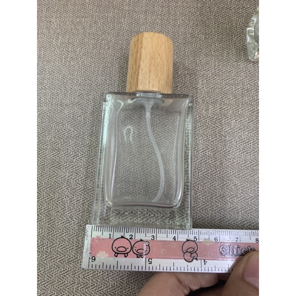 ขวดน้ำหอม วู้ดดี้ woody 30ml ฝาไม้ ขวดสเปรย์ (ไม่มีกล่อง)