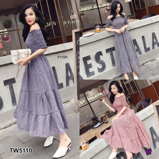 TW5110Maxi Dress แม็กซี่เดรสปาดไหล่ จั้มยางยืด งานผ้าหางกระรอก พิมพ์ลายดอกไม้เล็กๆ กระโปรงทรงสวิงปล่อยสวย