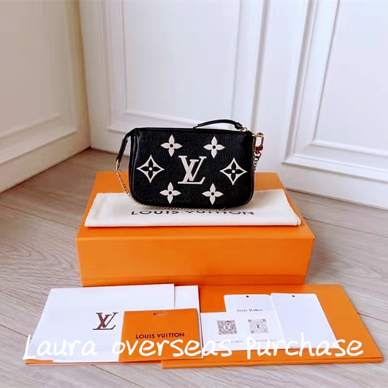 พรีออเดอร์ สินค้าใหม่ของแท้，Louis Vuitton，Mini Pochette ACCESSOIRES Clutch，LV