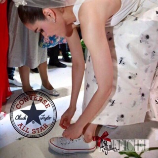 ผ้าใบ Style Brand convers