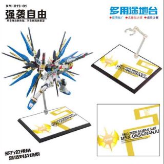 Action Base -​ ฐานตั้งโมเดล ( Display ) ลาย  ​NEO ZEONG MSN-06S SINANJU​ ( HG-RG 1/144 /SD )