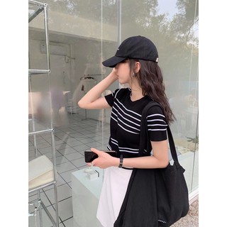 🌟Fairy style🌟เสื้อคอกลม ลายขวาง 🔥 สไตล์เกาหลี👕 ✨B32