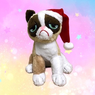 ตุ๊กตาแมวหน้าบึ้ง (Grumpy Cat) Grumpy Cat Plush Stuffed Animal Toy  ตุ๊กตาแมวบึ้ง Grumpy Cat Sitting Christmas