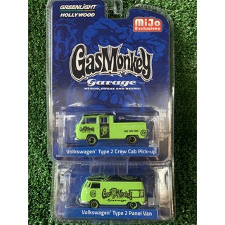 Volkswagen Type2 Panel Van GasMonkey  1 Set ได้2 คัน Scale 1:64 ยี่ห้อ Greenlight