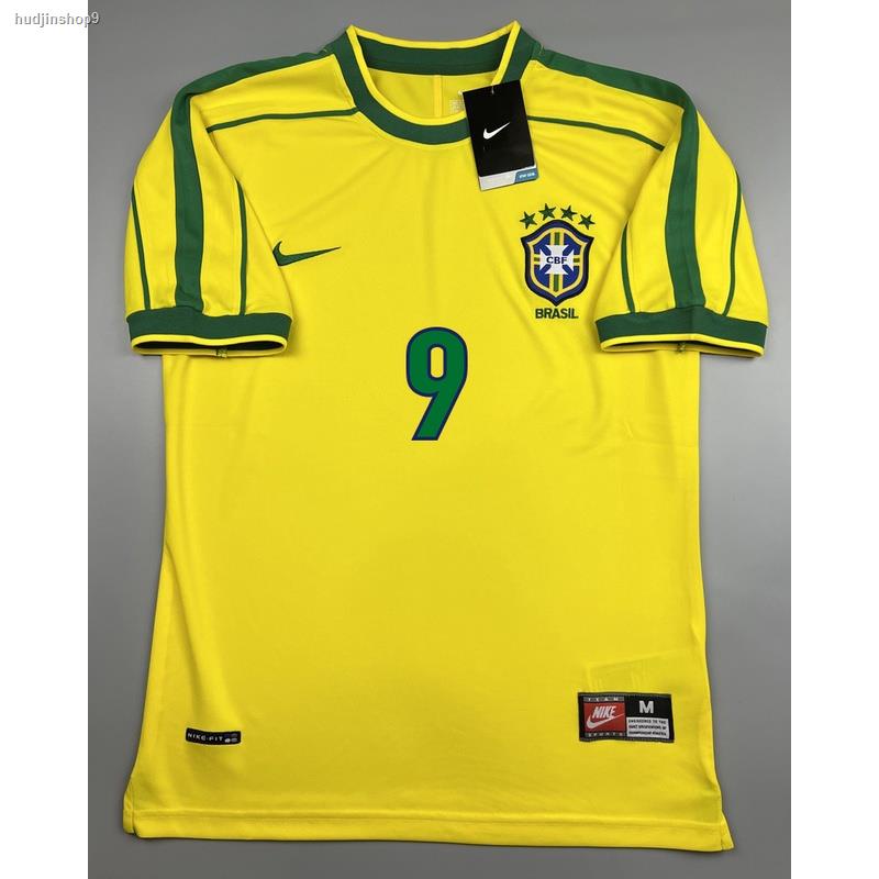 จัดส่งเฉพาะจุด จัดส่งในกรุงเทพฯเสื้อบอล ย้อนยุค ทีมชาติ บราซิล 1998 เหย้า Retro Brazil Home พร้อมเบอร์ชื่อ 9 RONALDO เรโ