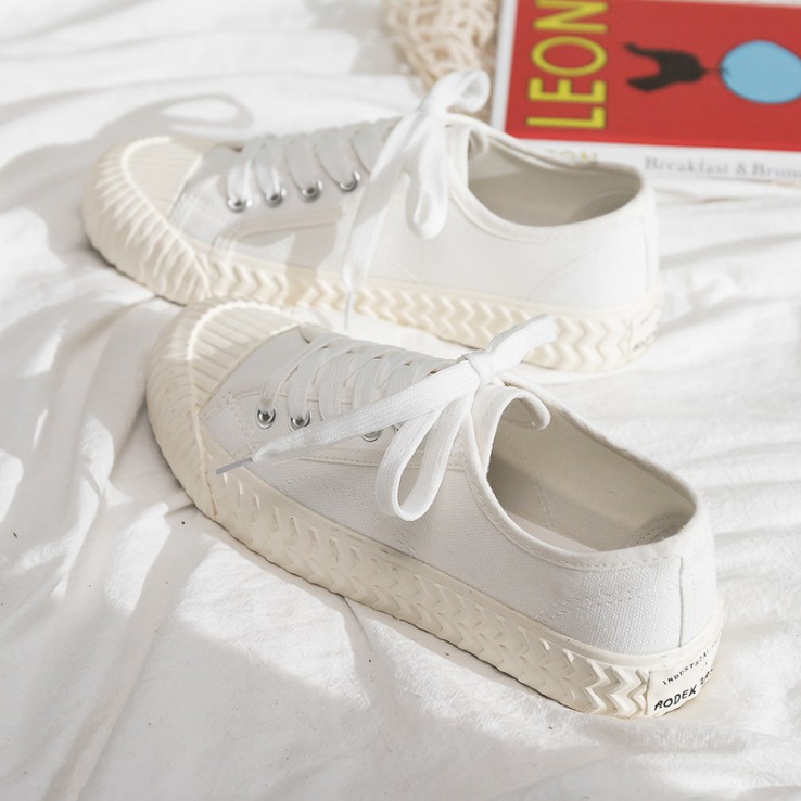 พร้อมส่งในไทย ส่งทุกวัน รุ่น 77 รองเท้าผ้าใบบิสกิตสีขาว มีไซส์ 36-45
