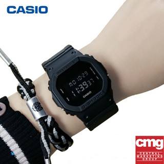 Casio G-shockสายเรซิ่น DW-5600BB-1DR นาฬิกาข้อมือชาย ประกันภัย 1 ปี