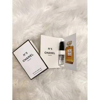 🔥 ขายดีอันดับ1🔥♥️♥️[💯% แท้]✅✅น้ำหอม 🔥🔥 ขนาดพกพา🔥🔥 2ml.จ้าา
