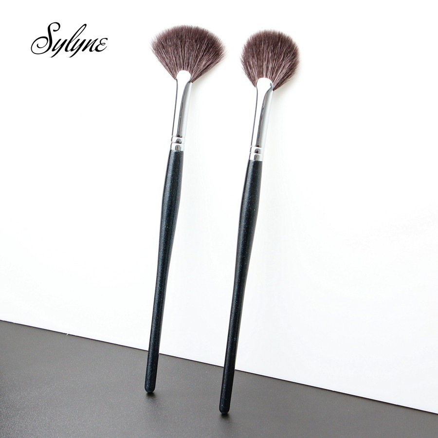 Sylyne Goat Hair Fan แปรงแต่งหน้า