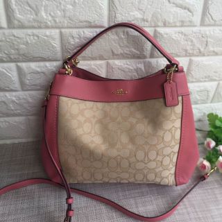 Coach สีสวย ใหม่แท้100% พร้อมส่ง