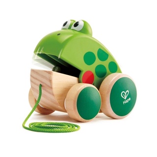 ของเล่นไม้ลากจูงเจ้ากบงับๆ ฝึกทักษะการเดินของเด็กน้อยจากแบรนด์ Hape รุ่น Frog Pull Along