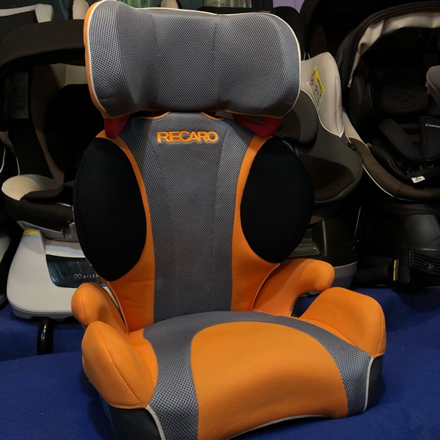 Booster seat Recaro บูสเตอร์ รุ่น start r1  สีส้ม ตัด เทา สภาพใหม่  สีสด สวยหายาก