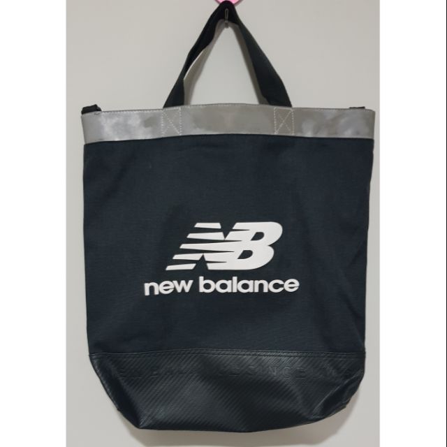 กระเป๋าผ้า New Balance แท้