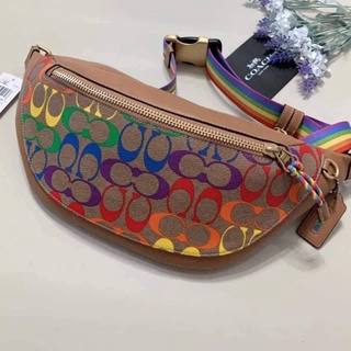 ❤️👜คาดอกลายสีรุ้ง COACH ลิมิเตด สวยมากกกกCoach Warren Belt Bag in Rainbow Signature Canvas Coach