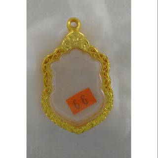 กรอบพระทองไมครอน ใส่พระทรงเสมา ลปทิม ลพ รวย ไตรมาส กว้าง2.8-3.0 cm ยาว 4.5 cm