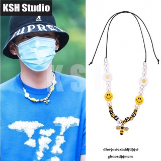 Seven Hour Kris  bee daisy Necklace  สร้อยคอดอกเดซี่ขนาดเล็กสร้อยคอมุกตัวอักษรยิ้ม