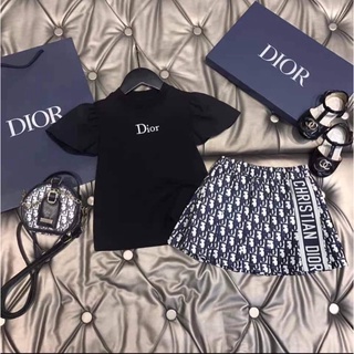 ชุดเซ็ตดิออร์ Dior เสื้อผ้าเด็กผู้หญิงน่ารักๆ ชุดเซ็ตเด็ก เสื้อผ้าเด็ก แฟชั่นเด็ก