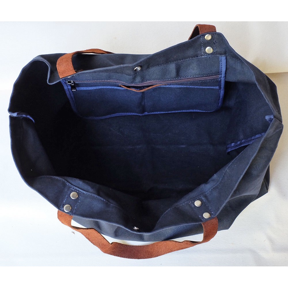 PHUMM กระเป๋าสะพายข้างผ้าแคนวาส รุ่น VALLEY สี NAVY