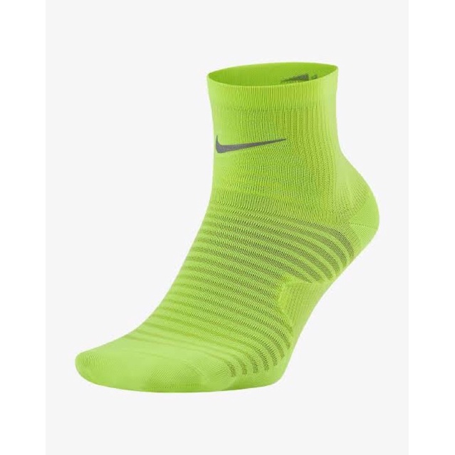 ถุงเท้า Nike Spark Lightweight Ankle “Volt”