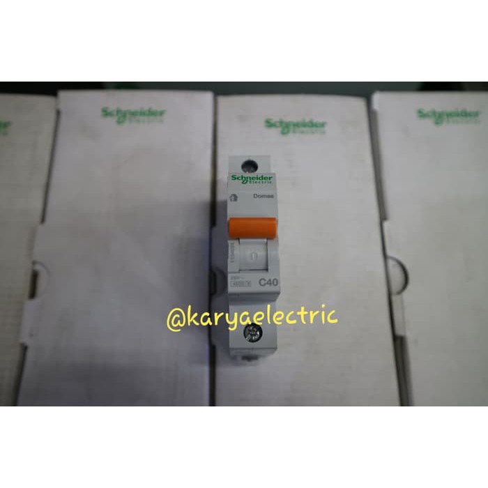MCB SCHNEIDER DOMAE 40 A 40A 40AMPERE ORIGINAL SNI