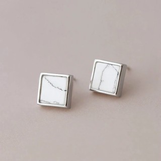 ต่างหูสตั๊ด สี่เหลี่ยมเงิน ลายสวย พร้อมส่ง