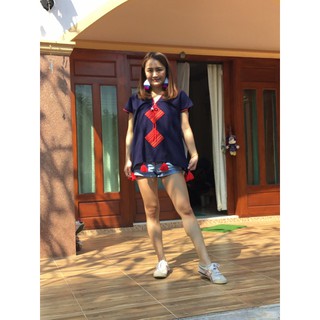 เสื้อผ้าฝ้ายคอวี เสื้อพื้นเมืองทรงกระเหรี่ยง