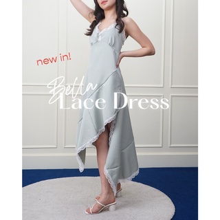 SAT Bella Lace Dress เดรสผ้าพริ้วแต่งขอบลูกไม้