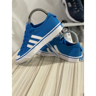 รองเท้าผ้าใบ  adidas size 37