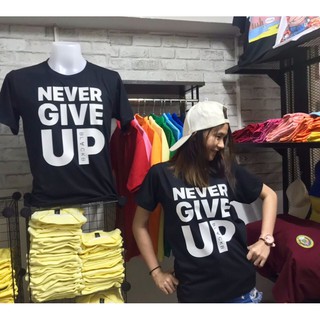 เสื้อยืด👕สีดำคอกลม สกรีนลาย NEVER GIVE UP ส่งเคอรี่(มีบริการเก็บเงินปลายทาง COD)