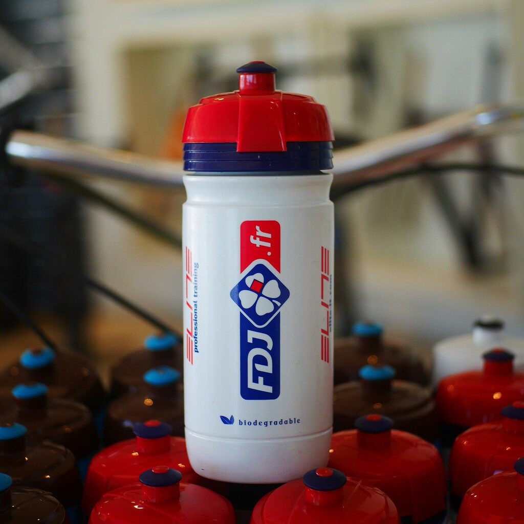 ขวดน้ำจักรยาน Elite ลายทีมwater bottle 550 ml