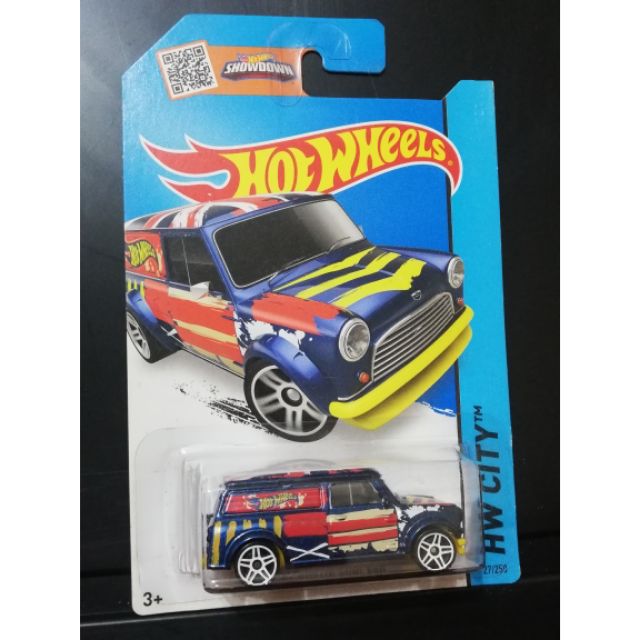 (HW2015-1) Hot Wheels 67 Austin Mini Van Blue
