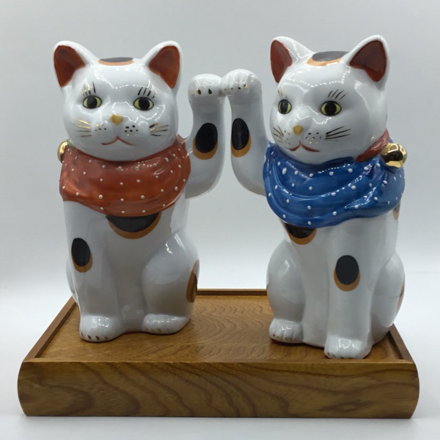 แมวกวักเฮงๆ สินค้าญี่ปุ่นมือสอง