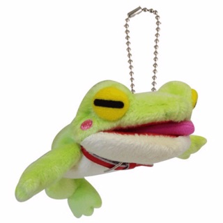 แท้ 100% จากญี่ปุ่น พวงกุญแจ กบ Walk Frog Light Green Plush Doll Ball Chain