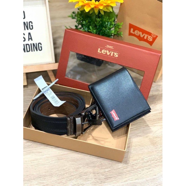 🔥 Set ขายดี🔥Levi’s Belt and Wallet Gift Set กระเป๋าสตางค์+เข็มขัดหนังใช้ได้สองด้าน ของแท้Outlet💯