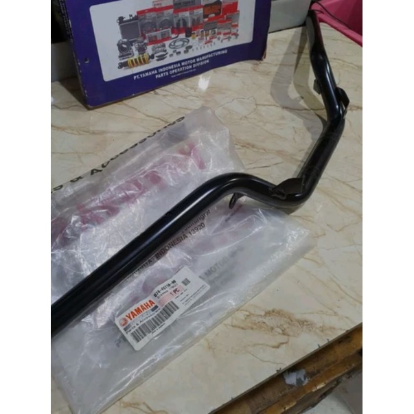 ต้นฉบับ XMAX 250 STEERING BAR B74-F610-00