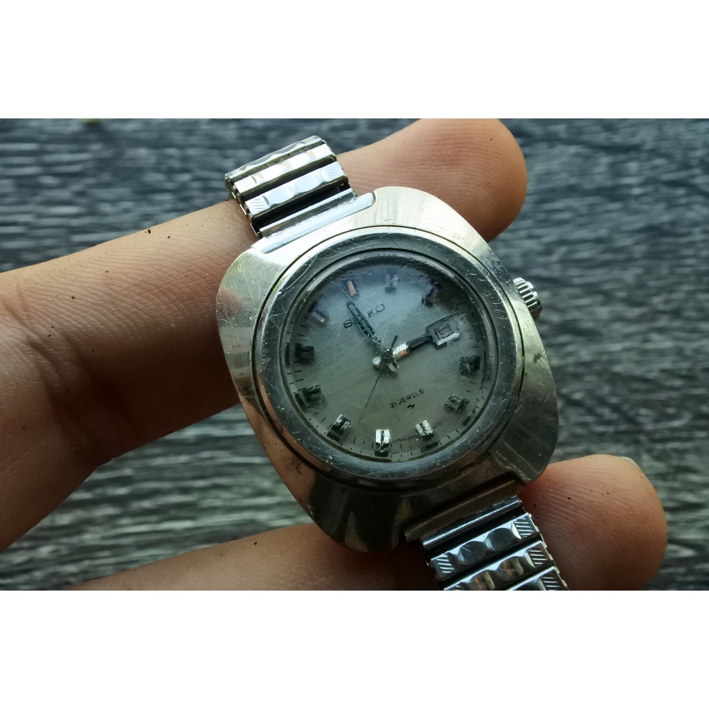 นาฬิกา Vintage มือสองญี่ปุ่น SEIKO 2518 0260 ระบบ AUTOMATIC ผู้หญิง ทรงกลม กรอบเงิน หน้าเงิน หน้าปัด 30mm