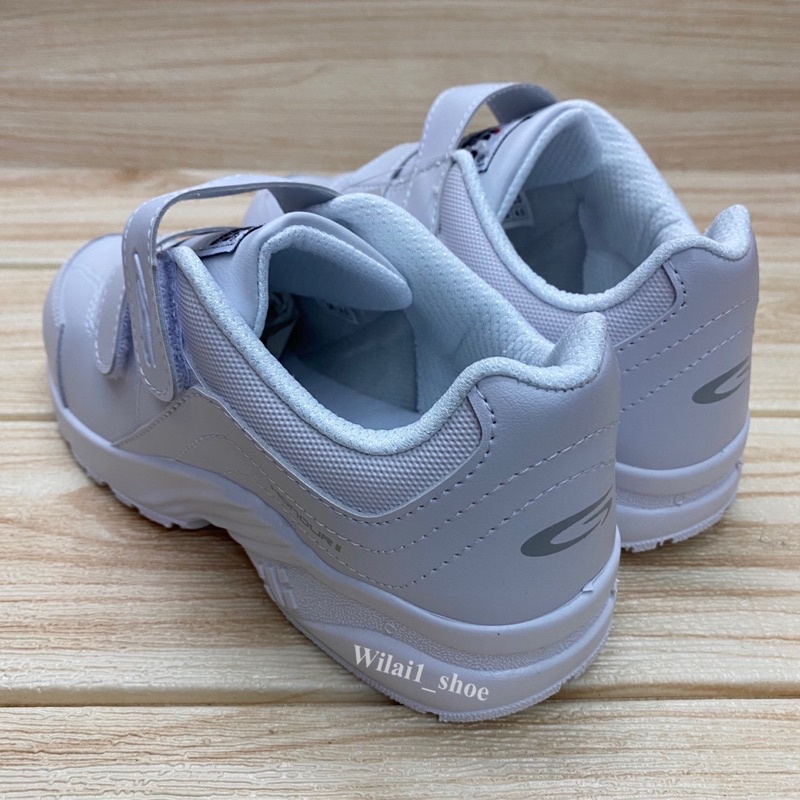 GiGa LA129 รองเท้าผ้าใบหนัง แบบติดเทป (36-41) สีขาว