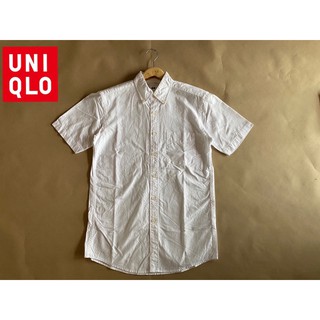 เชิ้ต UNIQLO  สีขาวของแท้