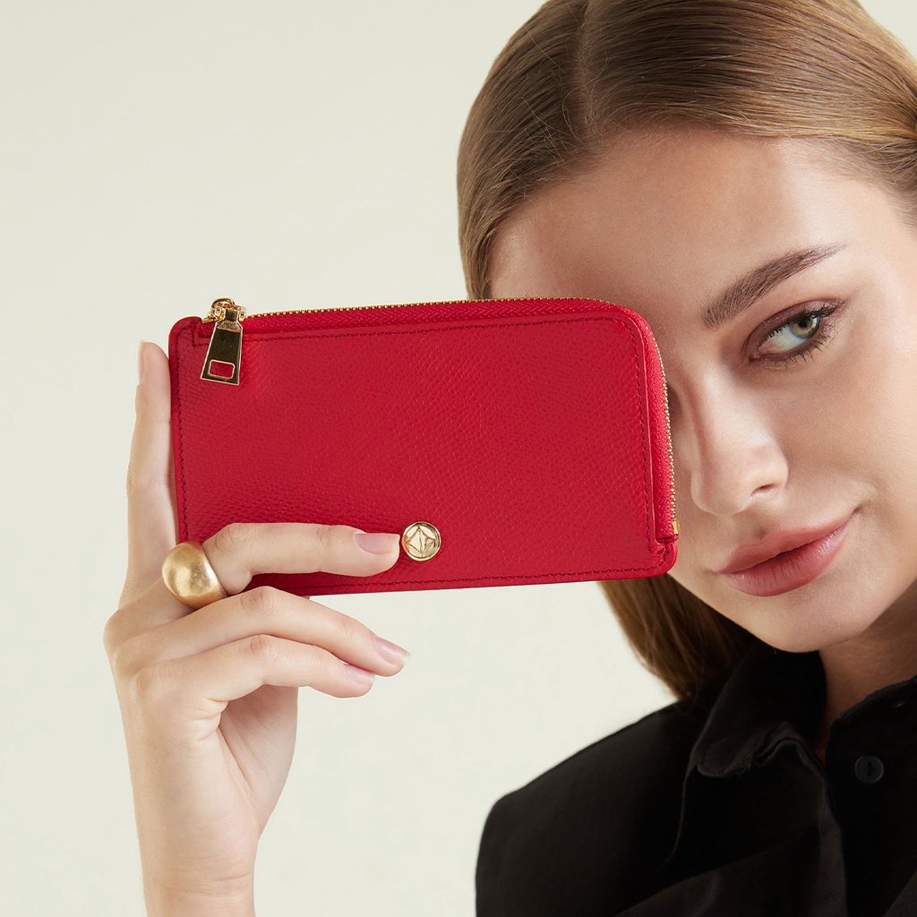 VERA Emily Long Card Holder กระเป๋าใส่บัตรทรงยาว พร้อมช่องซิปโค้ง เปิดได้กว้าง ขนาดเล็กบางเบา พกพาง่าย