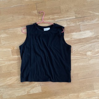 เสื้อแขนกุด เสื้อโอเวอร์ไซต์ เสื้อกล้าม
