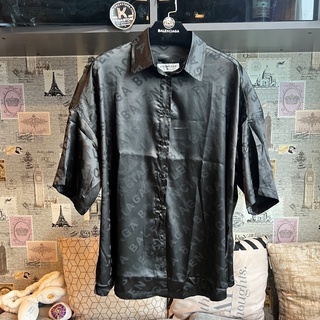 B บีบี Balen Jacquard shirt บาเลน เสื้อเชิ๊ต เชิ๊ตแขนสั้น BLCG Logo shirt (พร้อมส่ง)