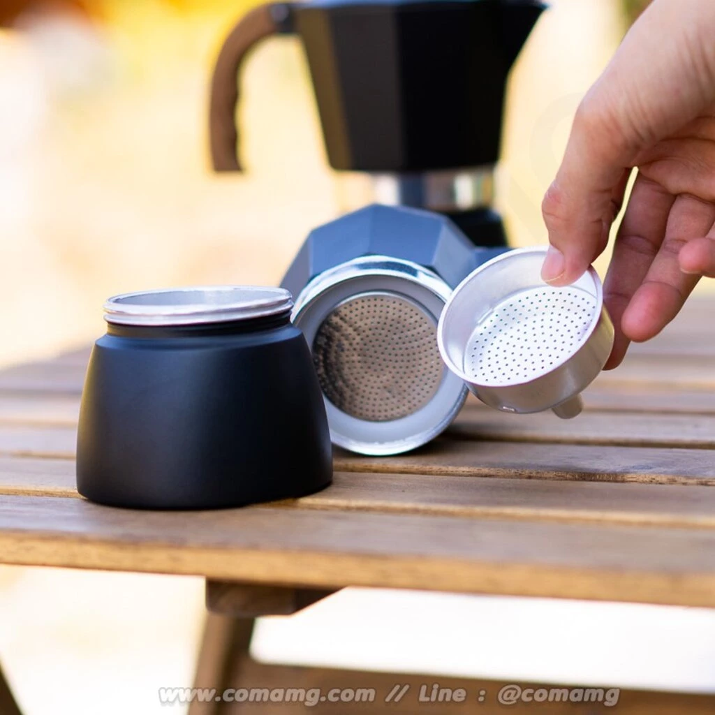 [พร้อมส่ง] Moka Pot กาต้มกาแฟสดพกพา รุ่นหนา หม้อต้มกาแฟ ทรงแปดเหลี่ยม หูจับลายไม้ มีหลายสี150/300ML thumbnail 10