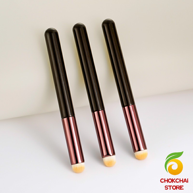 Chok แปรงแต่งหน้าพร้อมปลอก หัวกลม แบบพกพา แปรงทาลิปสติก คอนซีลเลอร์ อเนกประสงค์ ทาลิปฟุ้งสไตล์เกาหลี นุ่ม - รูปที่ 5