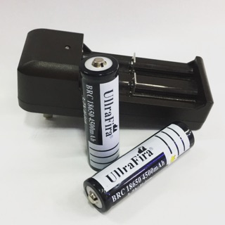 ถ่านชาร์จ18650 3.7V 4500mAh UllraFira 2ก้อนพร้อมแท่งชาร์จ1อัน