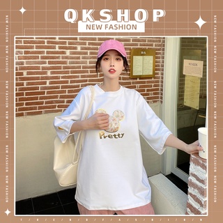 QKshop สุดปัง💥💥เสื้อยืดลายน้องหมีปักอักษรภาษาอังกฤษ ดีเทลแขนมีน้องหมีตัวน้อยด้วยนะ ต้องจัดแแย้ววว🥰🥰